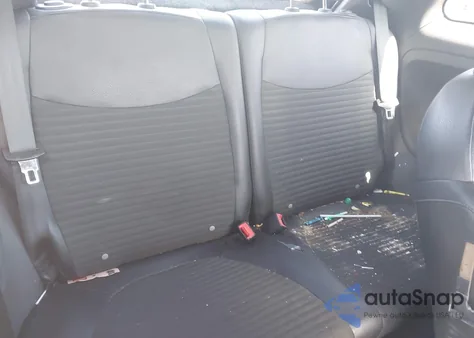 2015 Fiat 500 Sport z USA, uszkodzony, nr VIN 3C3CFFBR4FT696145